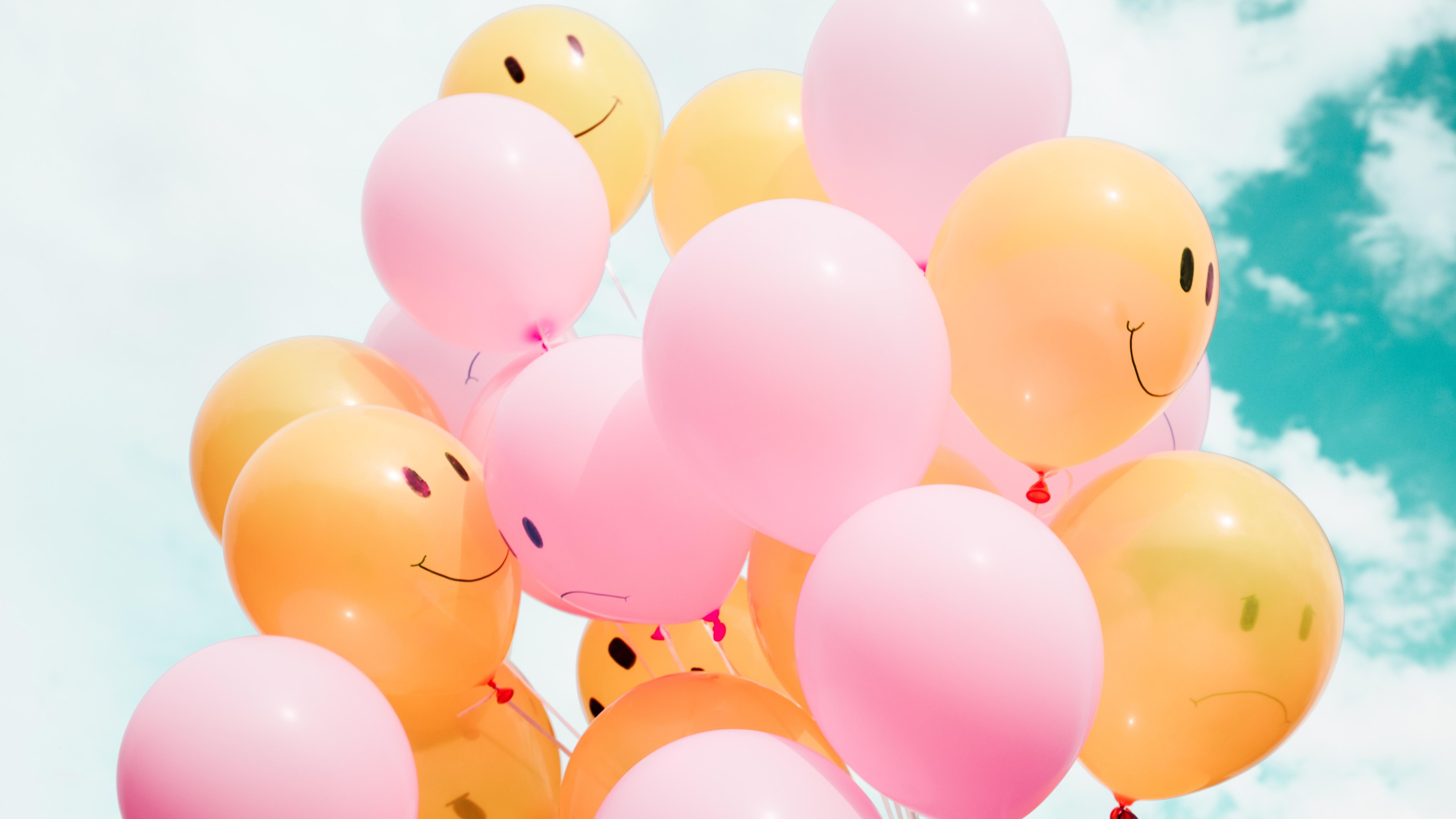Balloons Photo by Hybrid on Unsplash